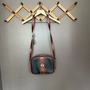 Vintage Carryland Vegan Leather Purse